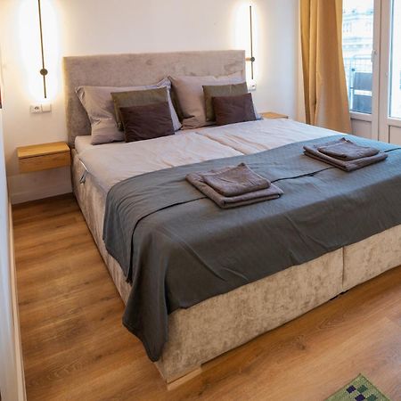 Modern Apartment In Historic City Center Old Town Bratislava Ngoại thất bức ảnh