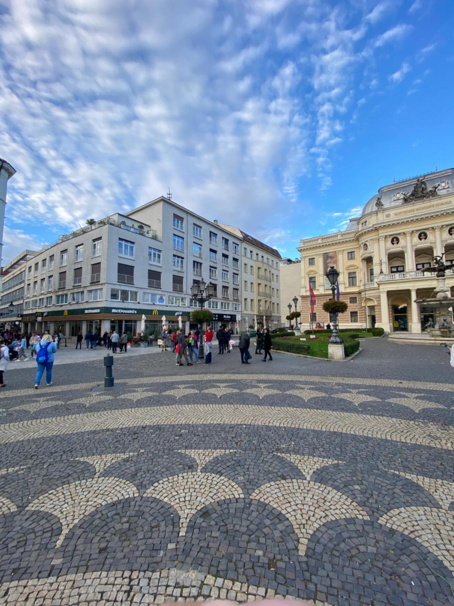 Modern Apartment In Historic City Center Old Town Bratislava Ngoại thất bức ảnh
