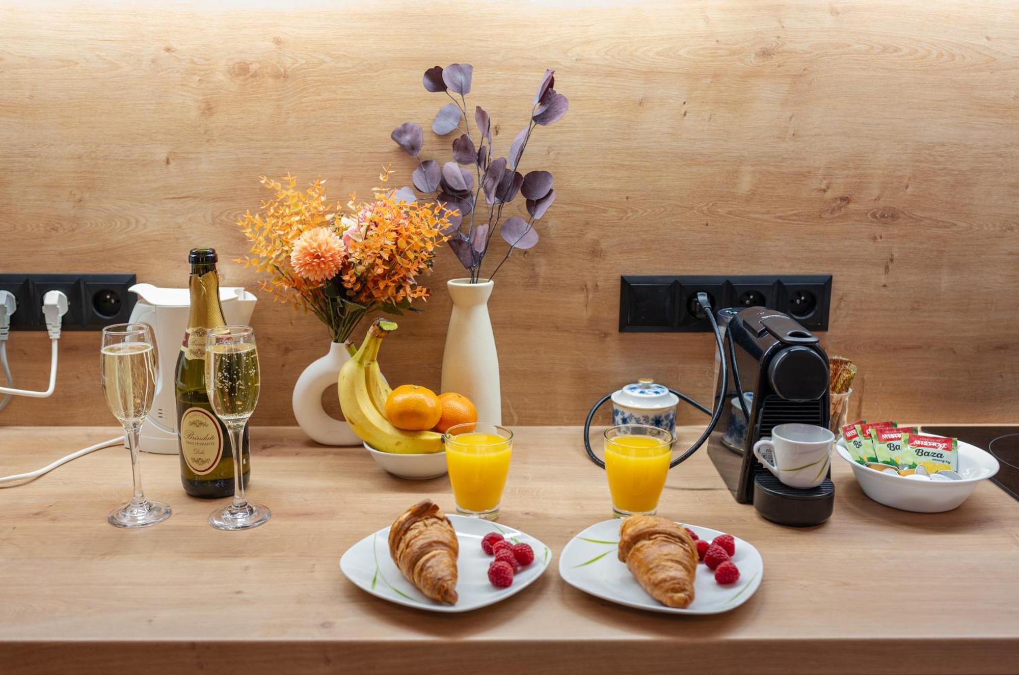 Modern Apartment In Historic City Center Old Town Bratislava Ngoại thất bức ảnh